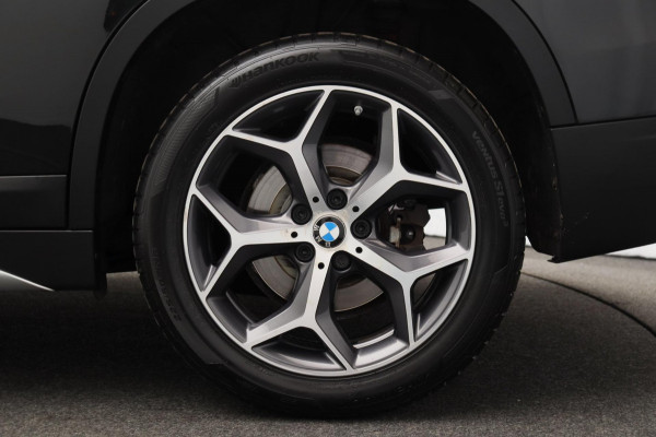 BMW X1 SDrive20i High Executive Pano/dak Sport/leder Head/up Origineel NL