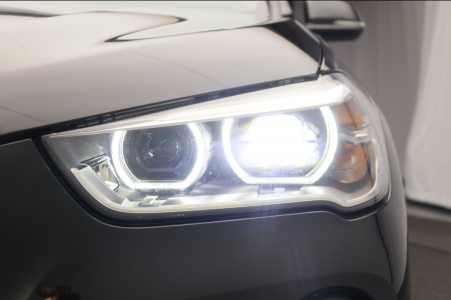 BMW X1 SDrive20i High Executive Pano/dak Sport/leder Head/up Origineel NL