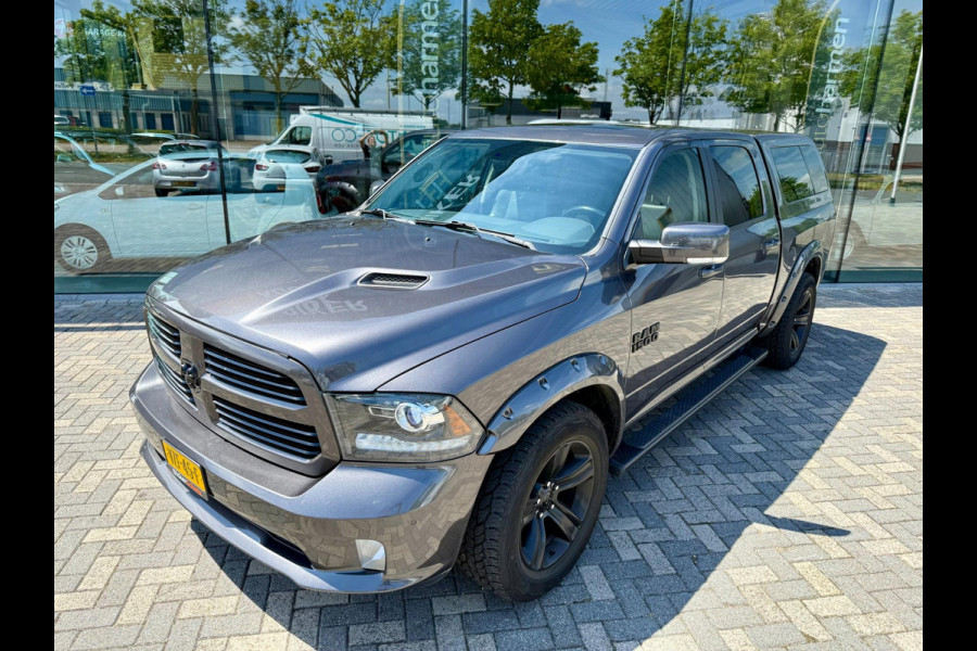 Dodge Ram 1500 5.7 V8 Crew Cab 6'4 Sport 4x4, Kleppen uitlaat, Huif, Sunroof