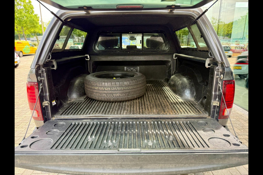 Dodge Ram 1500 5.7 V8 Crew Cab 6'4 Sport 4x4, Kleppen uitlaat, Huif, Sunroof