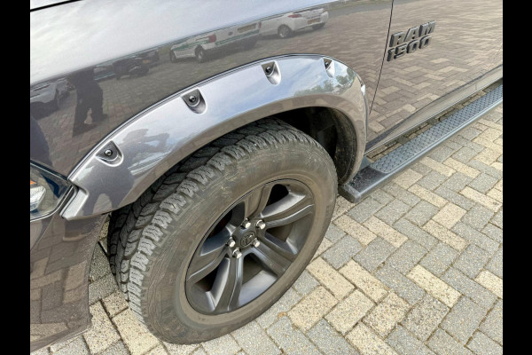 Dodge Ram 1500 5.7 V8 Crew Cab 6'4 Sport 4x4, Kleppen uitlaat, Huif, Sunroof