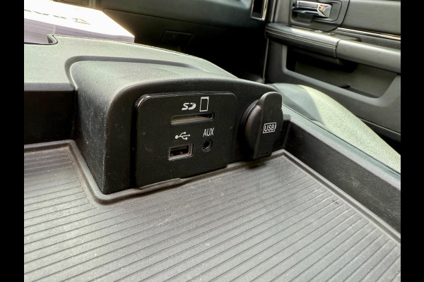 Dodge Ram 1500 5.7 V8 Crew Cab 6'4 Sport 4x4, Kleppen uitlaat, Huif, Sunroof