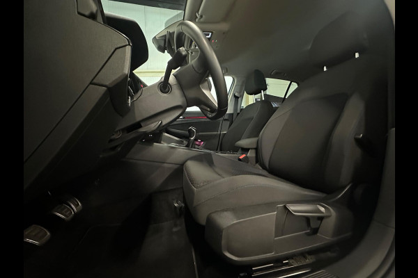 Volkswagen Golf 1.0 TSI Life | CARPLAY | ACC | AMBIANCE