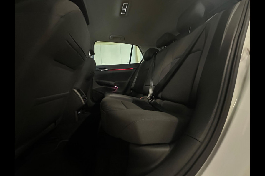 Volkswagen Golf 1.0 TSI Life | CARPLAY | ACC | AMBIANCE