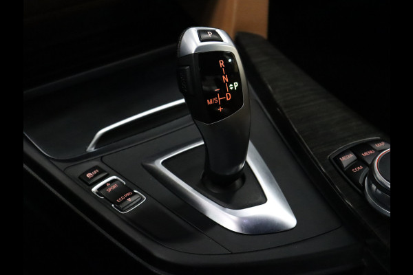 BMW 4 Serie Cabrio 420i Centennial High Executive [MEMORY SEATS, VOL LEDER, STOELVERWARMING, PDC ACHTER, BLUETOOTH, CRUISE, CLIMATE, NIEUWSTAAT]