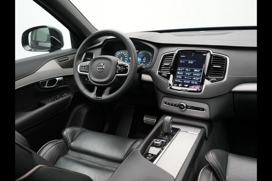 Volvo XC90 T8 Recharge AWD R-Design Plug In Hybrid LONG RANGE 7 Persoons PHEV | Panodak | Adaptive Cruise | Lederen Sportstoelen Memory | 360 Camera | Harman Kardon | BLIS | Keyless |