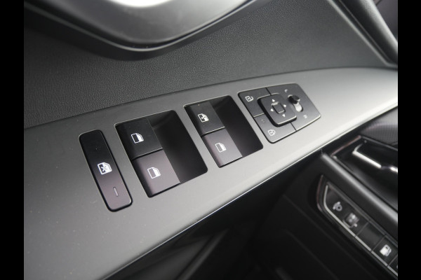 Kia Niro 1.6 GDi PHEV Edition | Stoel stuur verwarming | Trekhaak |