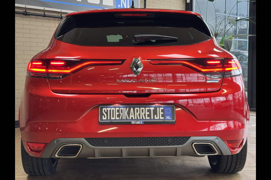 Renault Mégane 1.6 E-Tech PHEV 160pk R.S. Line | Groot Navi | 18 inch | Camera | PDC | Stoelverwarming | 100 % dealer onderhouden.