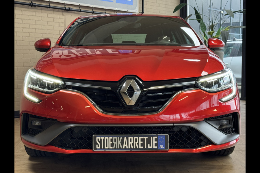 Renault Mégane 1.6 E-Tech PHEV 160pk R.S. Line | Groot Navi | 18 inch | Camera | PDC | Stoelverwarming | 100 % dealer onderhouden.