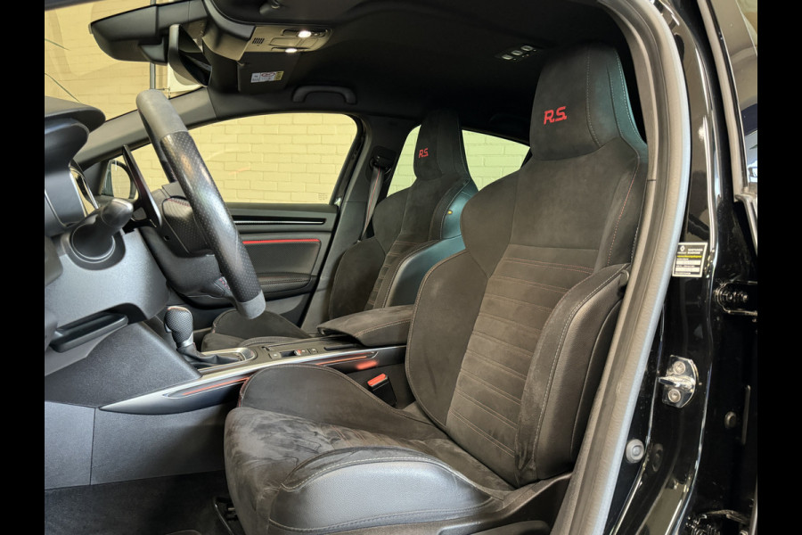 Renault Mégane 1.8 TCe 300pk RS, Phase 2, Groot navi, Digitaal cockpit, Bose, 19 inch, ACC, PDC 360 met camera,