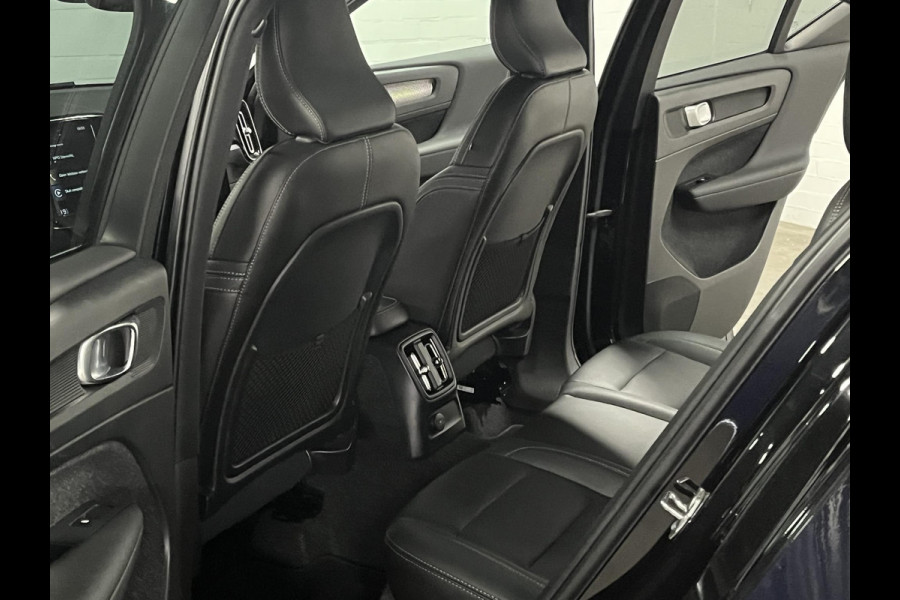 Volvo XC40 1.5 T5 Recharge R-Design | Open dak | Adaptive Cruise control | Camera | Keyless | BLIS