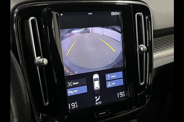 Volvo XC40 1.5 T5 Recharge R-Design | Open dak | Adaptive Cruise control | Camera | Keyless | BLIS