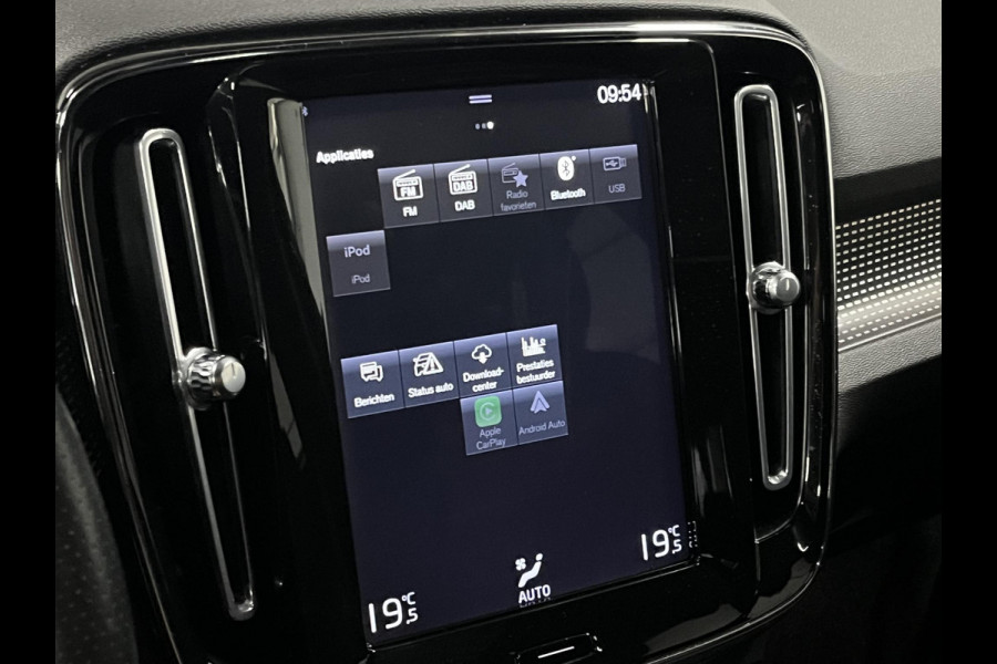 Volvo XC40 1.5 T5 Recharge R-Design | Open dak | Adaptive Cruise control | Camera | Keyless | BLIS