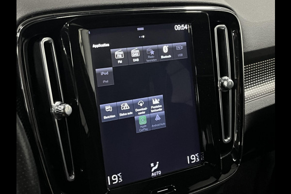 Volvo XC40 1.5 T5 Recharge R-Design | Open dak | Adaptive Cruise control | Camera | Keyless | BLIS