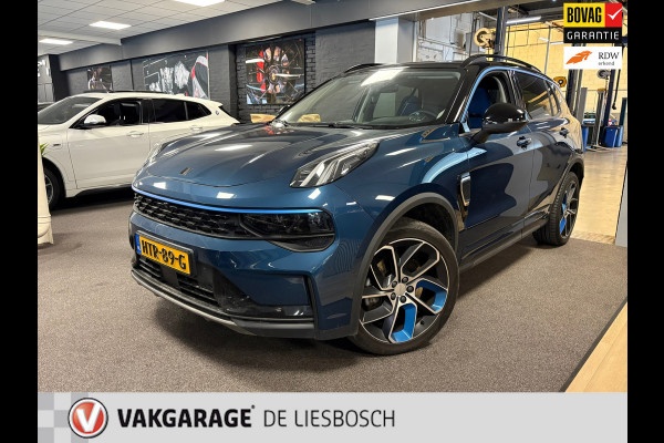 Lynk & Co 01 1.5 / pano / 360 camera / model 2023 / Infinity / navi /stoelverwarming