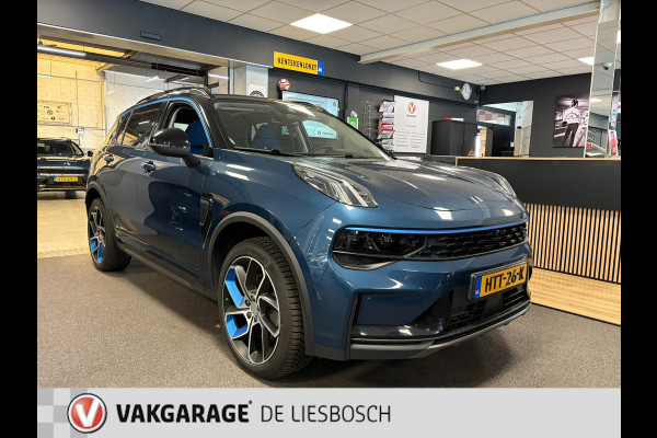 Lynk & Co 01 1.5 / pano / 360 camera / model 2023 / Infinity / navi / stoelverwarming