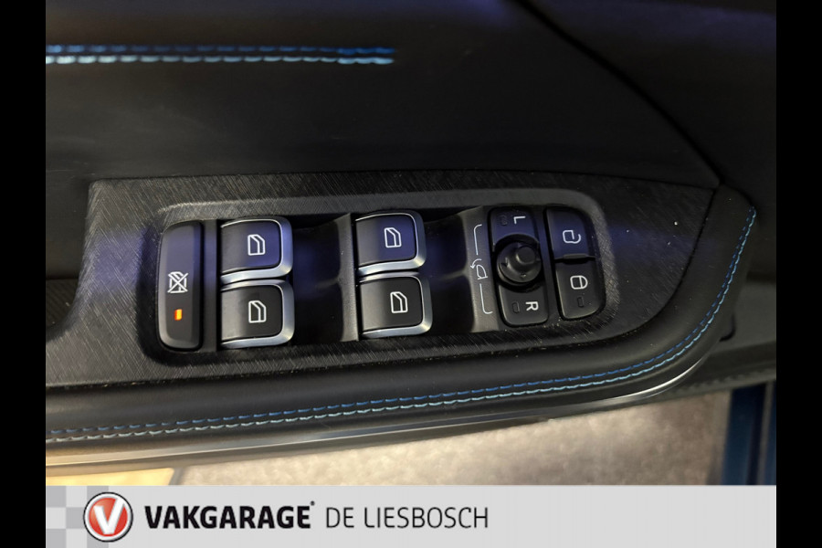 Lynk & Co 01 1.5 / pano / 360 camera / model 2023 / Infinity / navi / stoelverwarming