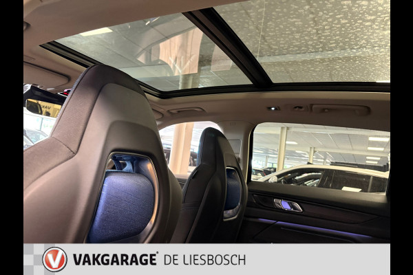 Lynk & Co 01 1.5 / pano / 360 camera / model 2023 / Infinity / navi / stoelverwarming