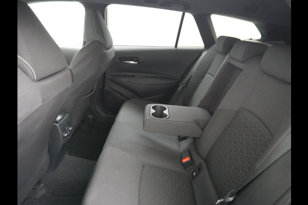 Suzuki Swace 1.8 Hybrid Trekh. Keyless Camera Adap.Cruise Parkeerhulp Stoel-/Stuurverw. Lane-dep. Bordherk. Blindspot Dab Navi Aut.Verlichting Regensensor PrivacyGlas Pdc Isofix Led Dakrails ArmsteunV+A Usb Ecc 16''LM Style