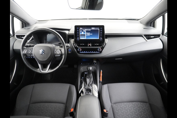Suzuki Swace 1.8 Hybrid Trekh. Keyless Camera Adap.Cruise Parkeerhulp Stoel-/Stuurverw. Lane-dep. Bordherk. Blindspot Dab Navi Aut.Verlichting Regensensor PrivacyGlas Pdc Isofix Led Dakrails ArmsteunV+A Usb Ecc 16''LM Style