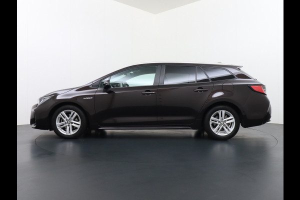 Suzuki Swace 1.8 Hybrid Trekh. Keyless Camera Adap.Cruise Parkeerhulp Stoel-/Stuurverw. Lane-dep. Bordherk. Blindspot Dab Navi Aut.Verlichting Regensensor PrivacyGlas Pdc Isofix Led Dakrails ArmsteunV+A Usb Ecc 16''LM Style