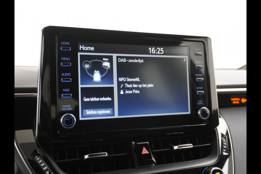 Suzuki Swace 1.8 Hybrid Trekh. Keyless Camera Adap.Cruise Parkeerhulp Stoel-/Stuurverw. Lane-dep. Bordherk. Blindspot Dab Navi Aut.Verlichting Regensensor PrivacyGlas Pdc Isofix Led Dakrails ArmsteunV+A Usb Ecc 16''LM Style
