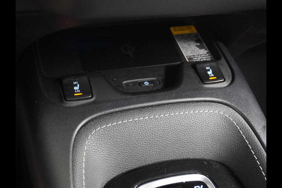 Suzuki Swace 1.8 Hybrid Trekh. Keyless Camera Adap.Cruise Parkeerhulp Stoel-/Stuurverw. Lane-dep. Bordherk. Blindspot Dab Navi Aut.Verlichting Regensensor PrivacyGlas Pdc Isofix Led Dakrails ArmsteunV+A Usb Ecc 16''LM Style
