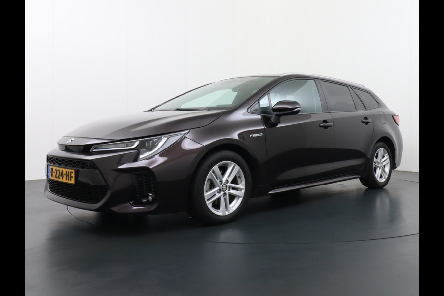 Suzuki Swace 1.8 Hybrid Trekh. Keyless Camera Adap.Cruise Parkeerhulp Stoel-/Stuurverw. Lane-dep. Bordherk. Blindspot Dab Navi Aut.Verlichting Regensensor PrivacyGlas Pdc Isofix Led Dakrails ArmsteunV+A Usb Ecc 16''LM Style