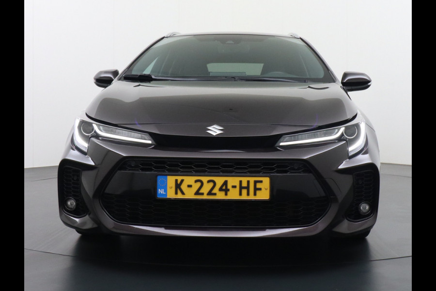 Suzuki Swace 1.8 Hybrid Trekh. Keyless Camera Adap.Cruise Parkeerhulp Stoel-/Stuurverw. Lane-dep. Bordherk. Blindspot Dab Navi Aut.Verlichting Regensensor PrivacyGlas Pdc Isofix Led Dakrails ArmsteunV+A Usb Ecc 16''LM Style