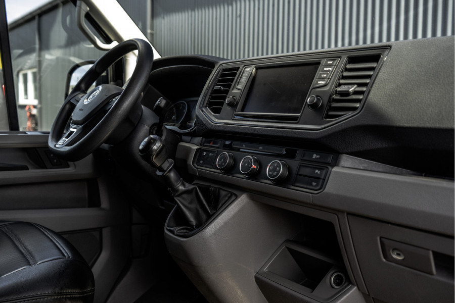 Volkswagen Crafter 35 TDI | L3H3 | HIGHLINE | LED | Camera | CarPlay | Navi | Cruise | Airco | PDC | Euro 6