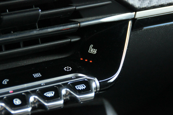 Peugeot 208 1.2 PureTech GT Automaat | Pano-dak | CarPlay | Virtual 3D | 360 Camera | Stoelverwarming | Keyless | Sfeer | LED | PDC |