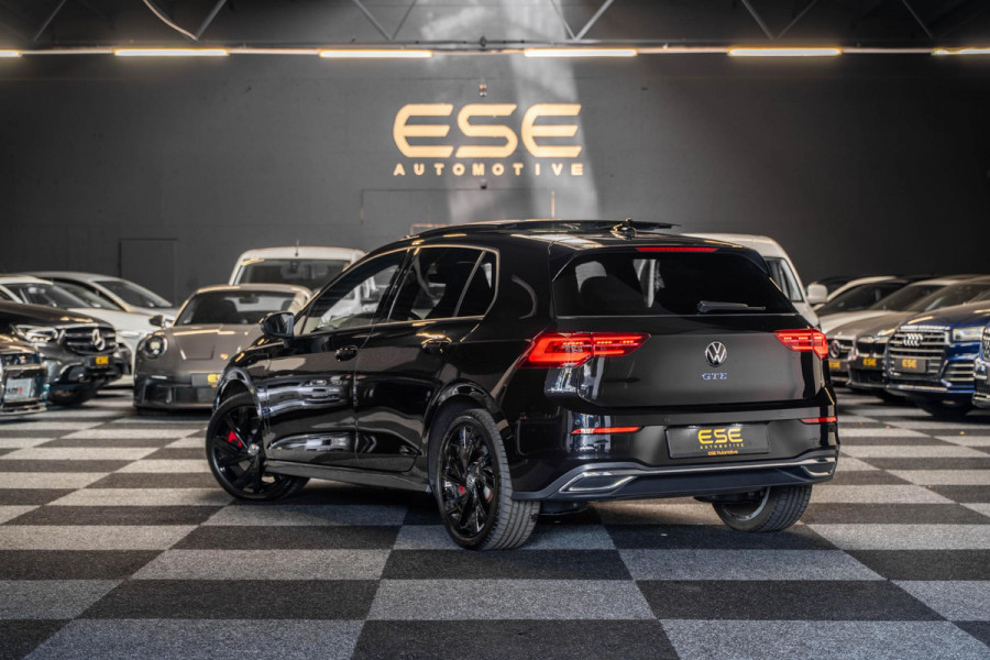 Volkswagen Golf 1.4 eHybrid GTE | Pano | IQ Light | Dodehoek