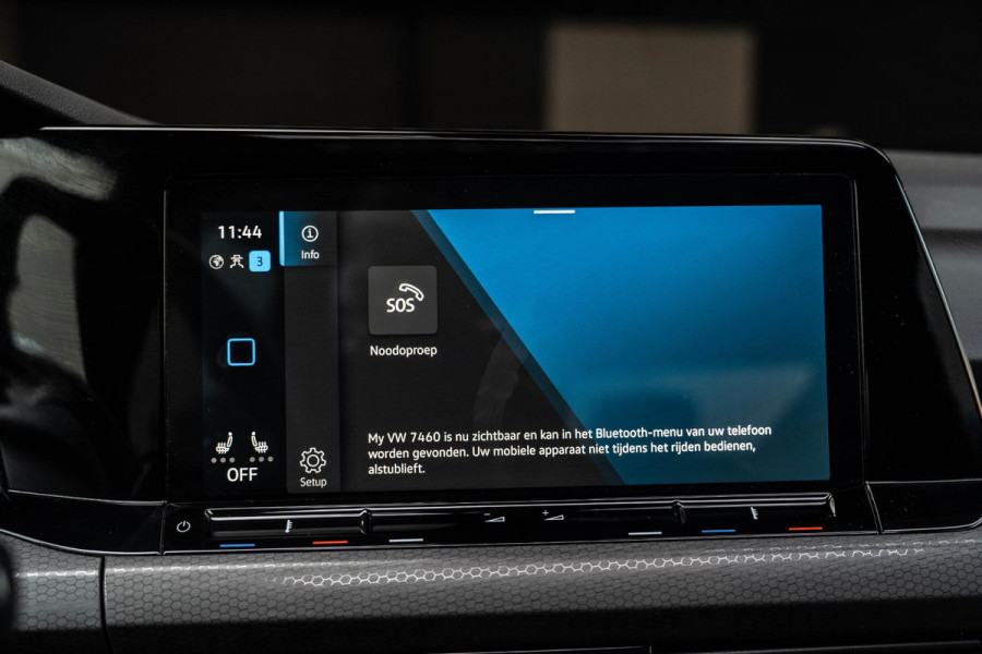 Volkswagen Golf 1.4 eHybrid GTE | Pano | IQ Light | Dodehoek