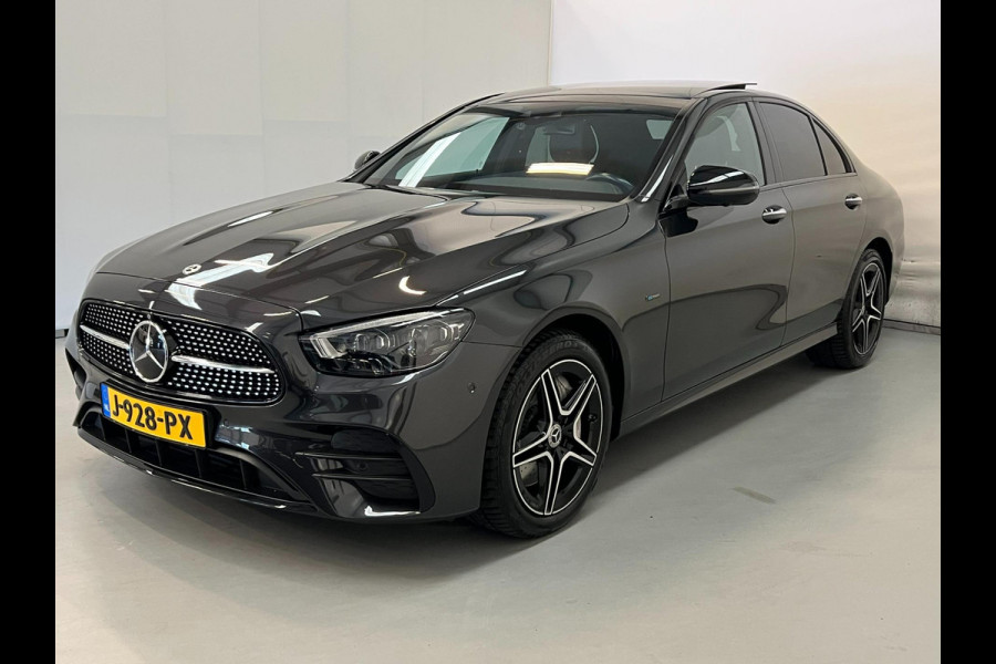Mercedes-Benz E-Klasse 300e / AMG / BTW / Pano / Burmester / Memory