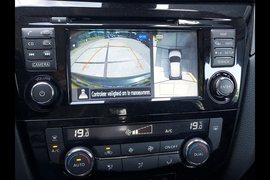 Nissan QASHQAI 1.2 N-Connecta design pack