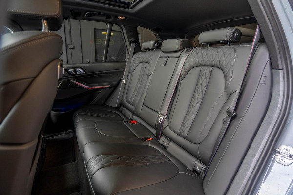 BMW X5 xDrive50e Hybrid M-Sport | Pano Skylounge | HUD | 360 | Brooklyn Grau