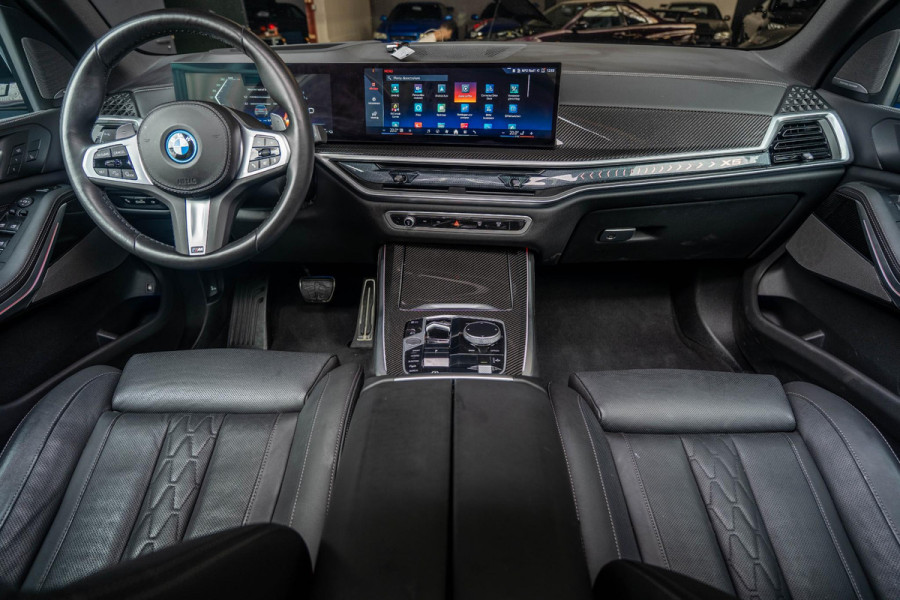 BMW X5 xDrive50e Hybrid M-Sport | Pano Skylounge | HUD | 360 | Brooklyn Grau