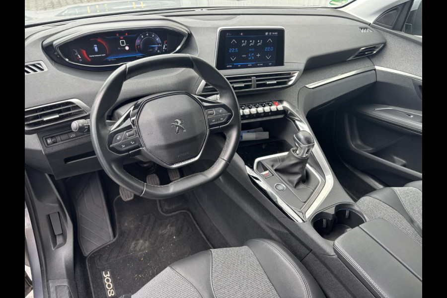 Peugeot 3008 1.2 PureTech Blue*NAVI*ECC*CRUISE*CAMERA