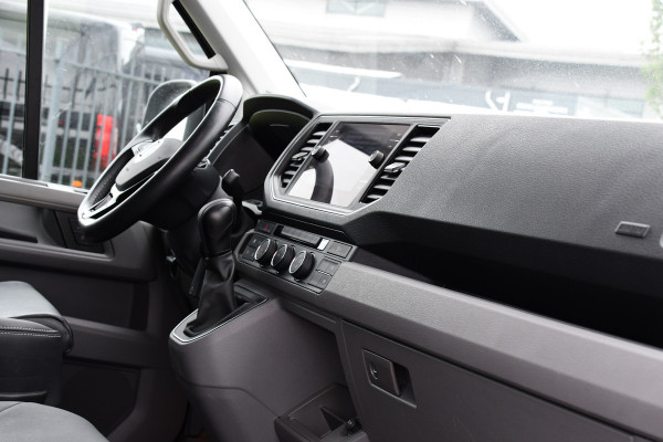 Volkswagen Crafter 35 2.0 TDI L3H2 75 Edition Adaptieve Cruise, Camera, Carplay, 177PK, Leder, LED,