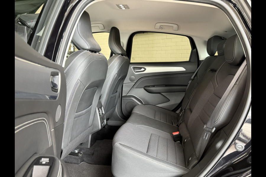 Renault Arkana 1.3 TCe MHEV 140 | Groot Navi | ACC | 18" | Blindspot | Camera | Carplay | 100 % dealer onderhouden!