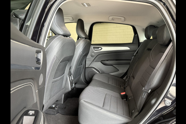 Renault Arkana 1.3 TCe MHEV 140 | Groot Navi | ACC | 18" | Blindspot | Camera | Carplay | 100 % dealer onderhouden!
