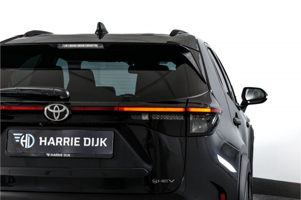 Toyota Yaris Cross 1.5 Hybrid 115 First Edition (Facelift) | Dig.Cockpit | Adapt.Cruise | Stoelverwarming | Camera | PDC | App.Connect | Auto.Airco | LM 17" | 9401
