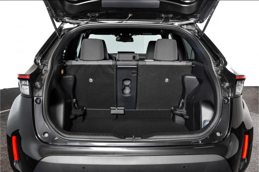 Toyota Yaris Cross 1.5 Hybrid 115 First Edition (Facelift) | Dig.Cockpit | Adapt.Cruise | Stoelverwarming | Camera | PDC | App.Connect | Auto.Airco | LM 17" | 9401