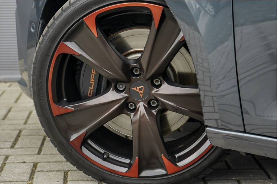 CUPRA Cupra Leon 2.0 TSI 301PK Pano Leder Beats CarPlay Camera
