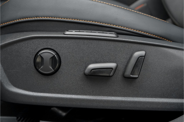 CUPRA Cupra Leon 2.0 TSI 301PK Pano Leder Beats CarPlay Camera