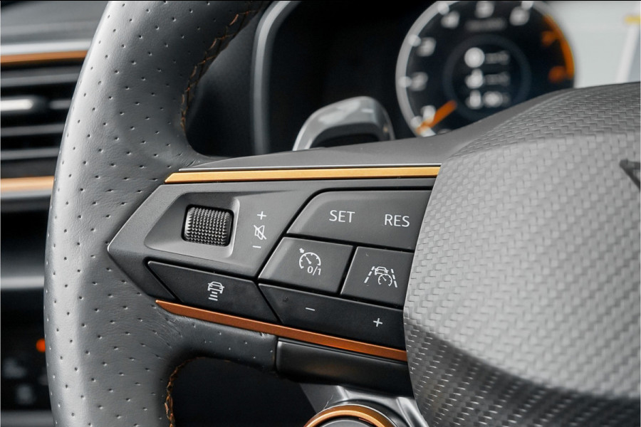 CUPRA Cupra Leon 2.0 TSI 301PK Pano Leder Beats CarPlay Camera
