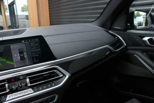 BMW X5 XDrive45e High Executive / HEAD- UP / PANO- DAK / LUCHTVERING / DRIVING ASSISANT / MENORY COMFORT-SEATS ACHTERAS MEESTUREND