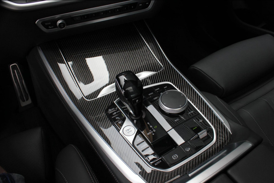 BMW X5 XDrive45e High Executive / HEAD- UP / PANO- DAK / LUCHTVERING / DRIVING ASSISANT / MENORY COMFORT-SEATS ACHTERAS MEESTUREND