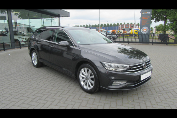 Volkswagen Passat Variant 1.5 TSI 150PK DSG Comfort, Navi, El. Trekhaak, Carplay