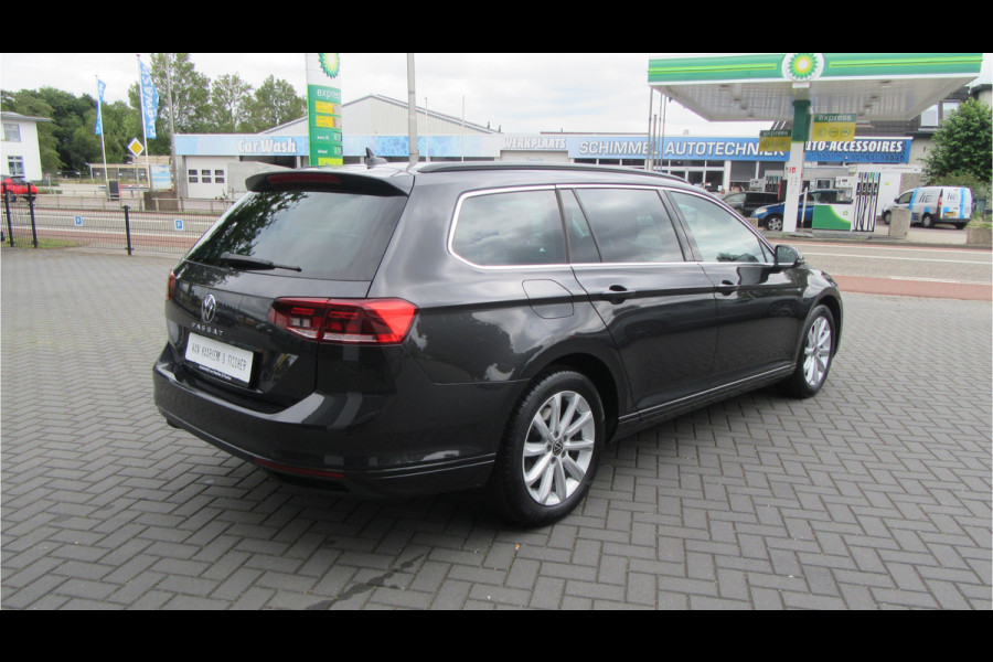 Volkswagen Passat Variant 1.5 TSI 150PK DSG Comfort, Navi, El. Trekhaak, Carplay
